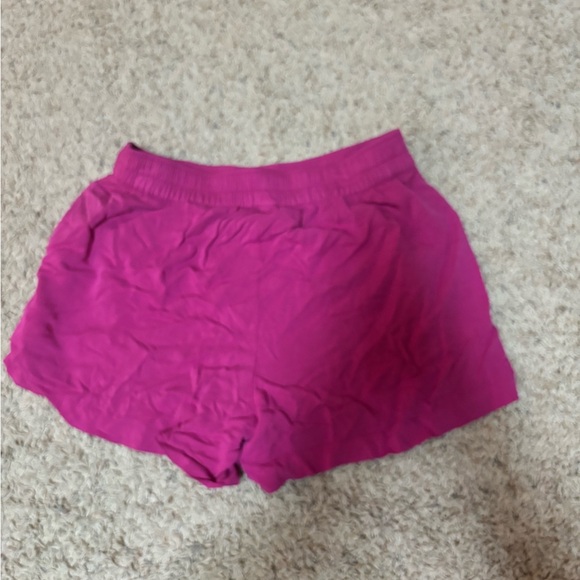 Old Navy Playa shorts S in dragonfruit - Picture 5 of 6